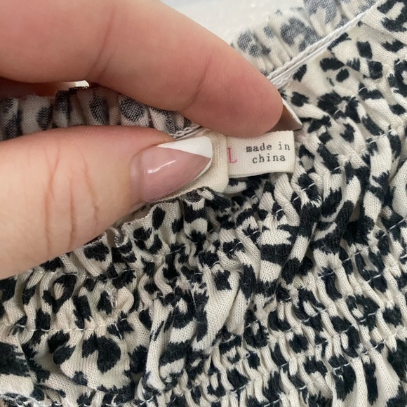 Millibon Leopard Ruched Cropped Long Sleeve Blouse I Size: L - Picture 7 of 9